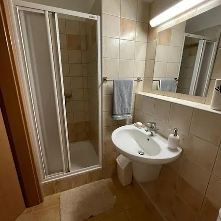 Joy Aparthotel *