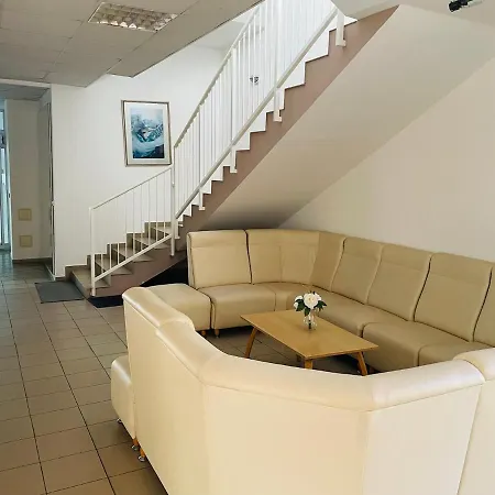 Lägenhetshotell Joy 4*