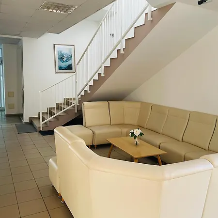 Hotel apartamentowy Joy *